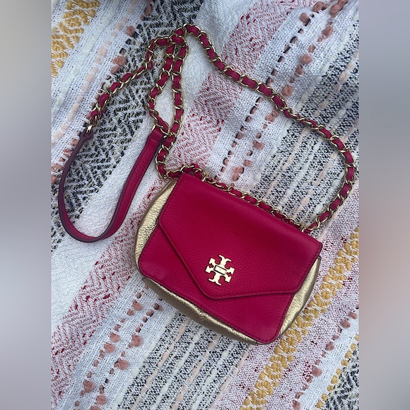 Tory Burch Handbags - Tory Burch Kira Mini Chain Crossbody Bag
